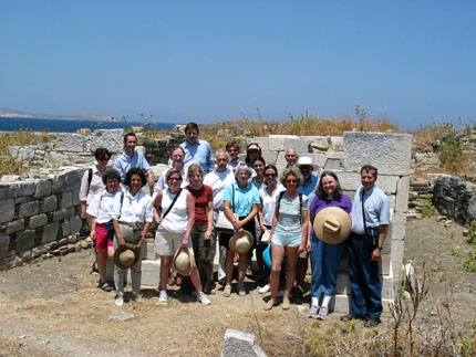 a group of participants in Delos 2